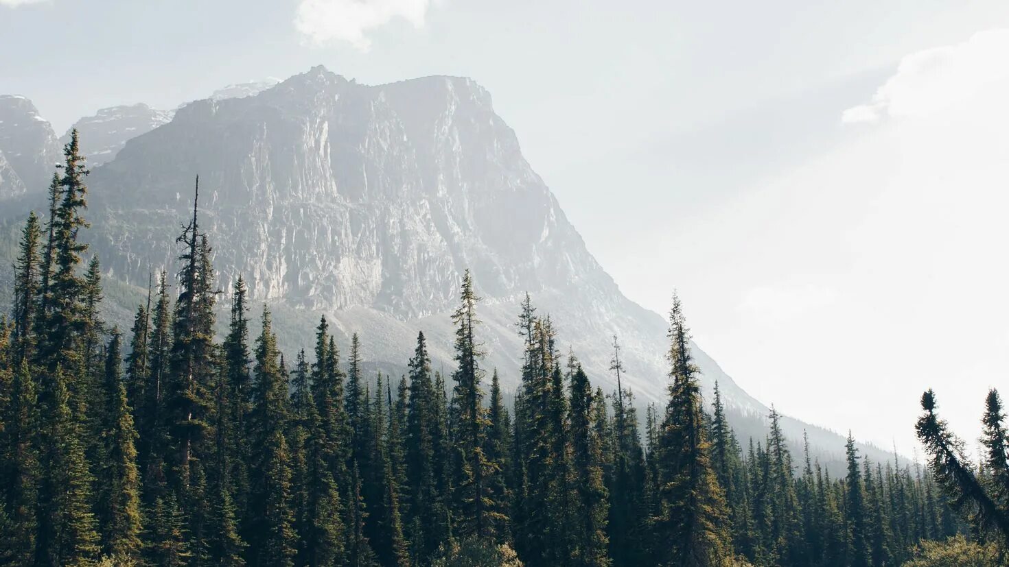 Montblanc гора франция. Гора цугшпитце (2 962 м). Заснеженные горы австралии. Цугшпитце (баварские альпы). Гора монблан во франции.