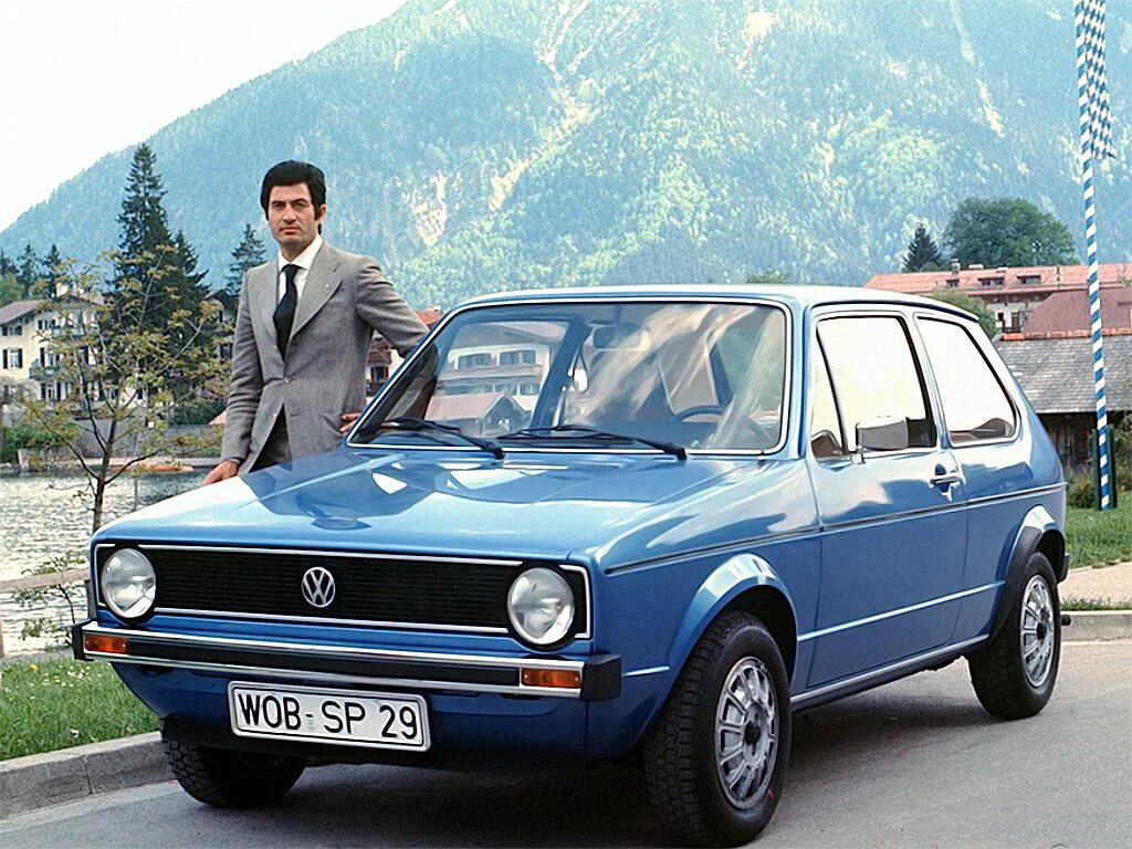 Volkswagen ушел. Джорджетто Джуджаро. Volkswagen Golf Джорджетто Джуджаро. Volkswagen Golf GTI 1974. Volkswagen Golf 1974 года.