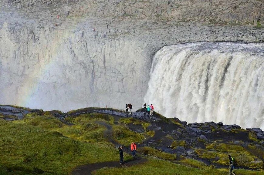 Водопад Деттифосс (Dettifoss),. Деттифосс — самый мощный водопад Европы. Водопад Деттифосс в Северной Исландии. Достопримечательность Деттифосс. Большой водопад в европе