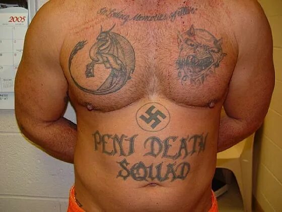 Тату враг. Мой любимый враг тату. Тату связанные с наркотиками. Демон байрирон тату. Мужские тату в стиле комиксов.