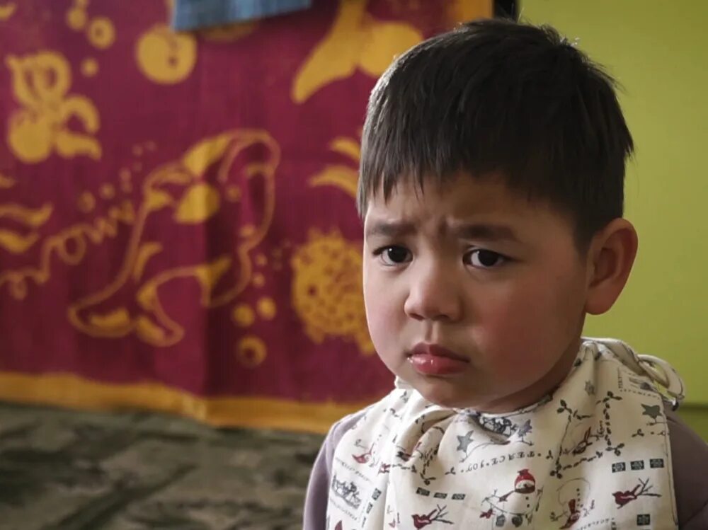 Мальчик Киргиз. Маленький Киргиз. Малыш Киргиз. Мальчик кыргыз. Дети киргизов