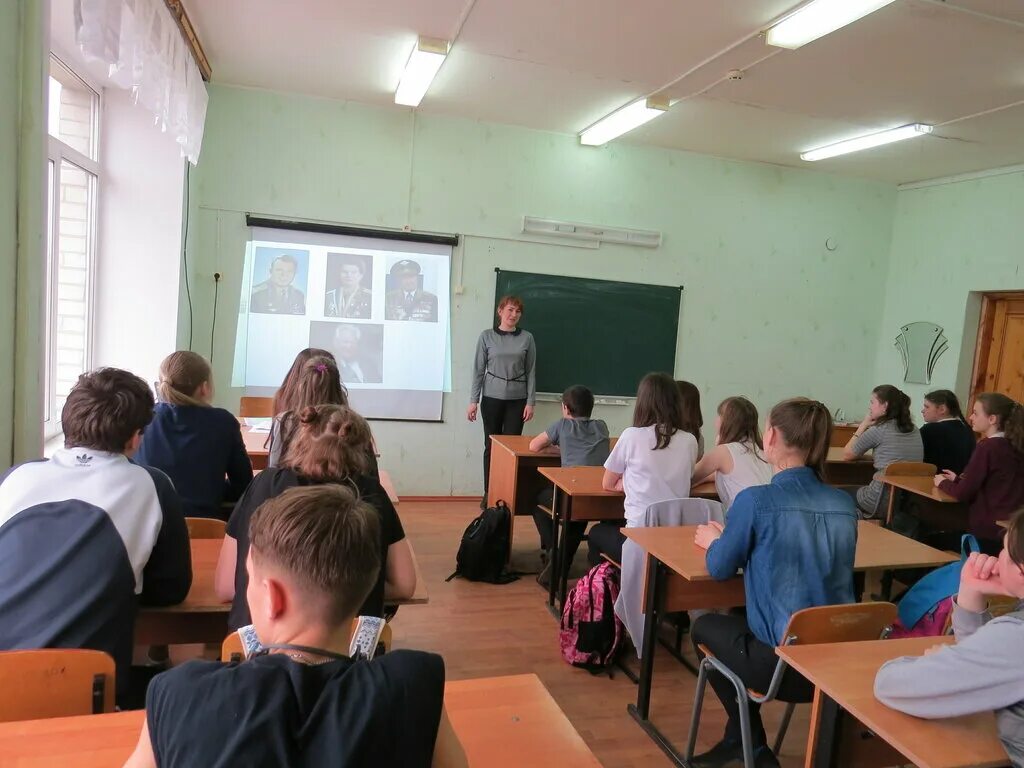 Красные баки школы. Красные баки Нижегородская область школа. Р.П.красные баки Нижегородской области. Посёлок красные баки Нижегородская область. Красные баки школа МАОУ СОШ 2.