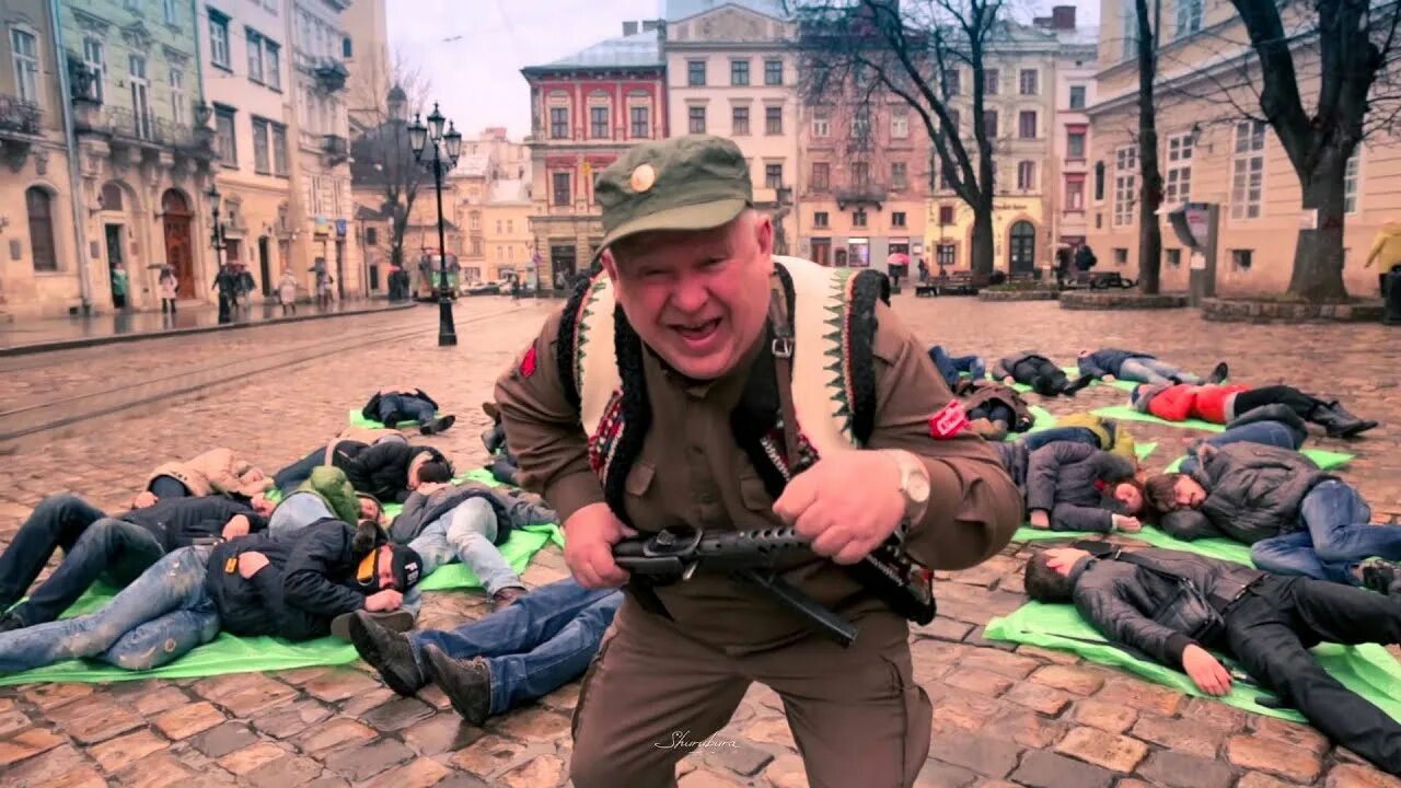 Украинские нацисты. Упа 2014. Бендеровцы. Упа унсо бандера. Бандеровец бендеровец разница.