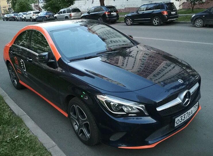 Делимобиль бмв 320. Каршеринг москва мерседес. Mercedes benz cla 200 belka. Мерседес cla 200 белка. Каршеринг москва мерседес.