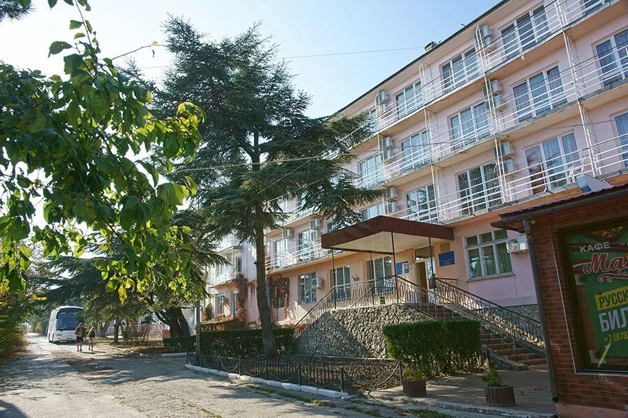 багрипш пансионат абхазия. пансионат энергетик геленджик дивноморское. кисловодск центросоюз-кисловодск. санатории пансионаты 2021 отдых. сочи поселок лазаревское пансионат гренада.