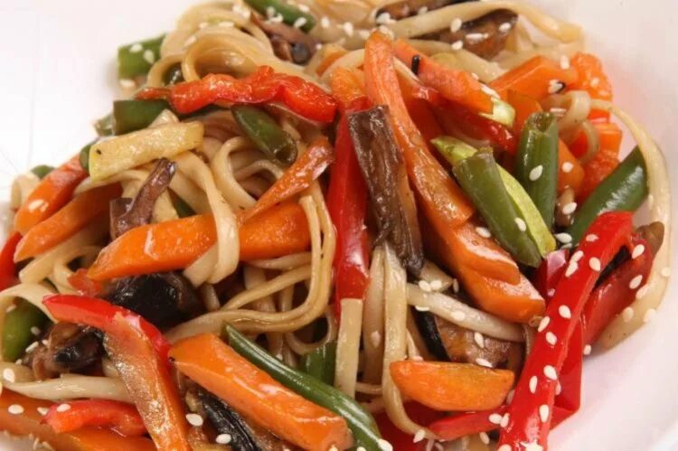 Лапша с овощами рецепты с фото 17 Healthy Microwave Recipes Better Than Lean Cuisine Yummy chicken recipes, Mai