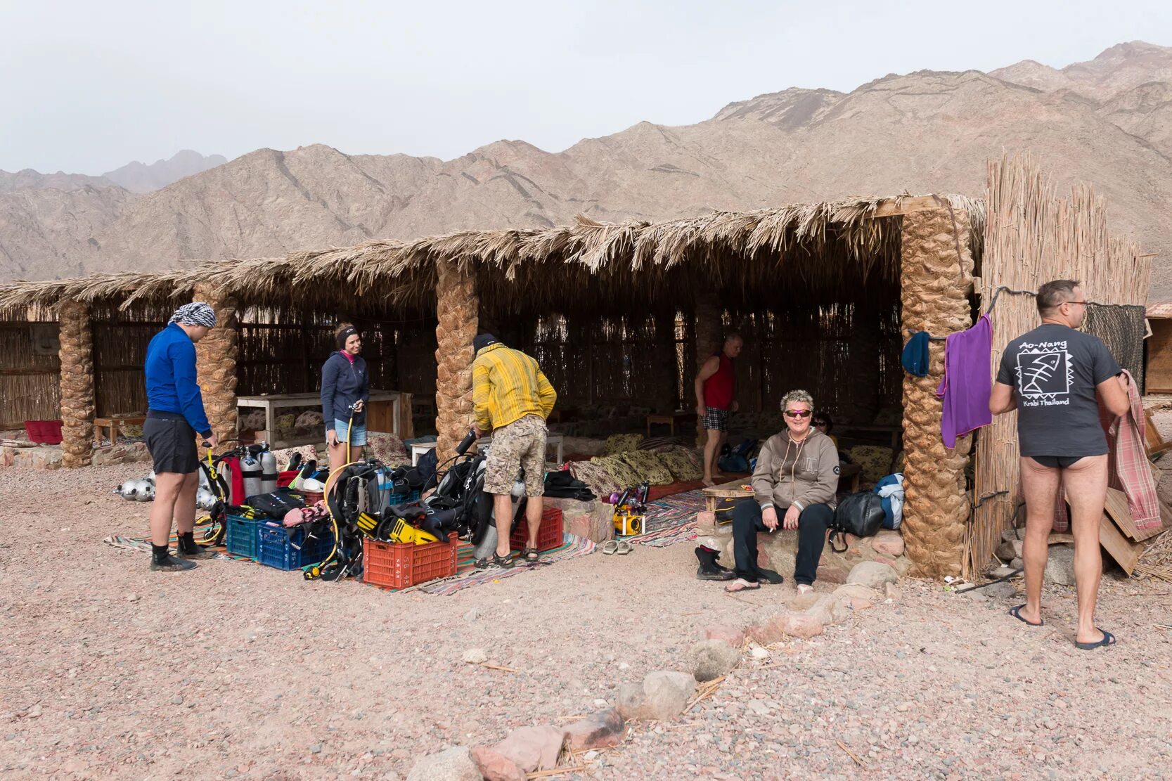 Dahab egypt. Пляжи дахаба египет. Bakary дахаб. Дахаб центр города. Голубая лагуна египет дахаб.