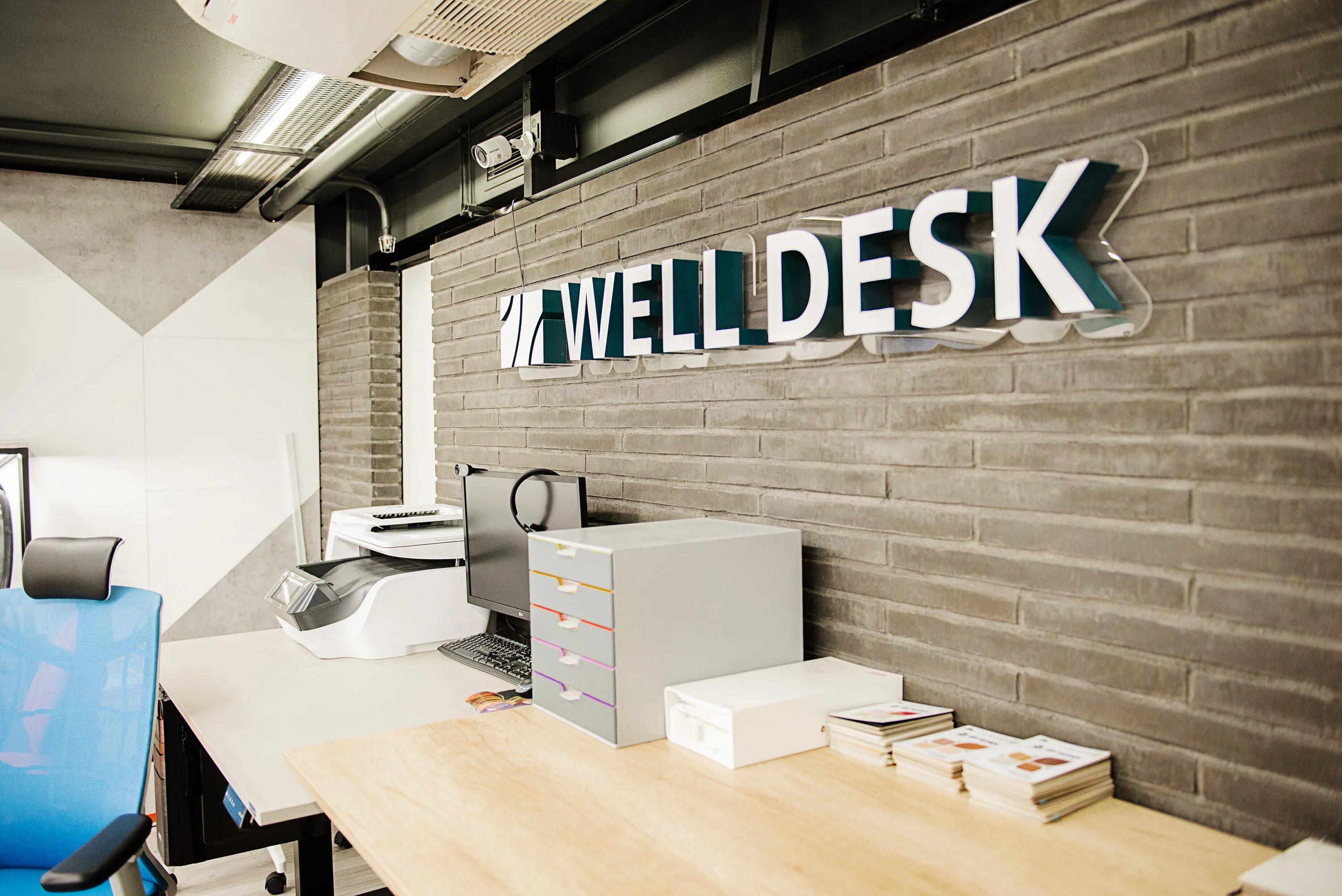 восковые мелки. тд статус беларусь канцтовары. мелки восковые large. смартон канцтовары минск. смартон офистон.