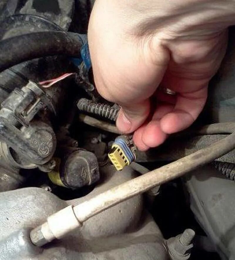 Глохнет на холостом ходу нива шевроле. Дрос ельный узел ваз 21214. Плавают обороты и дергается. Датчик холостого хода лачетти 1. Плавают обороты и дергается.