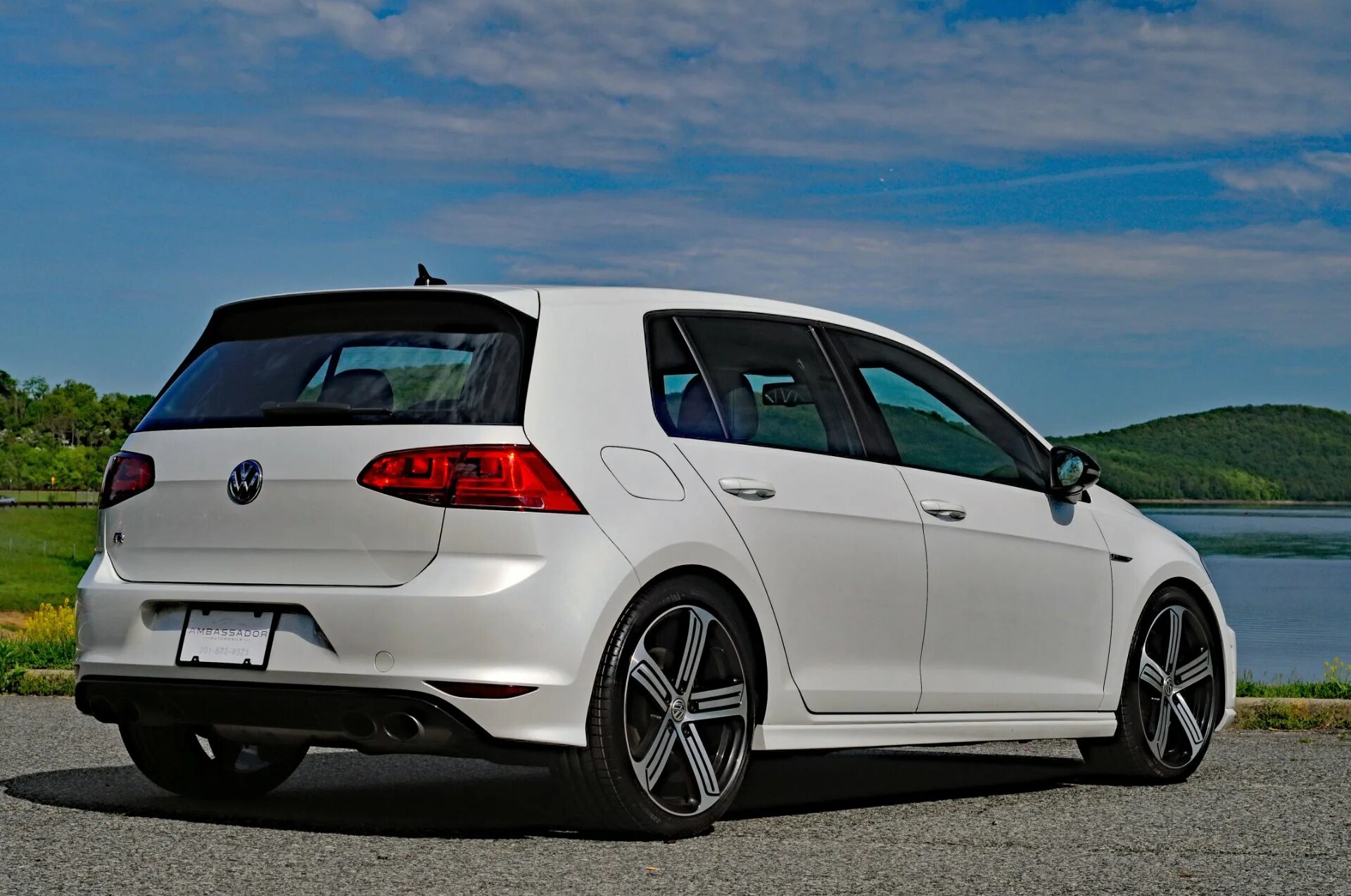 Фольксваген гольф 2016. Volkswagen golf 7.5 r line. volkswagen golf gti 2016. volkswagen golf 7 r line. volkswagen golf r line.