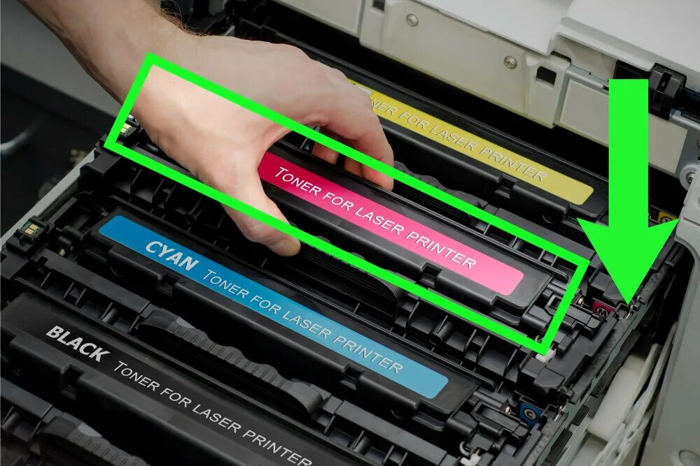 Замена тонер картриджа. Картридж для лазерного принтера Canon. Canon лазерный цветной принтер картридж. Принтер Canon Toner тонер. Лазерный картридж для принтера Кэнон.
