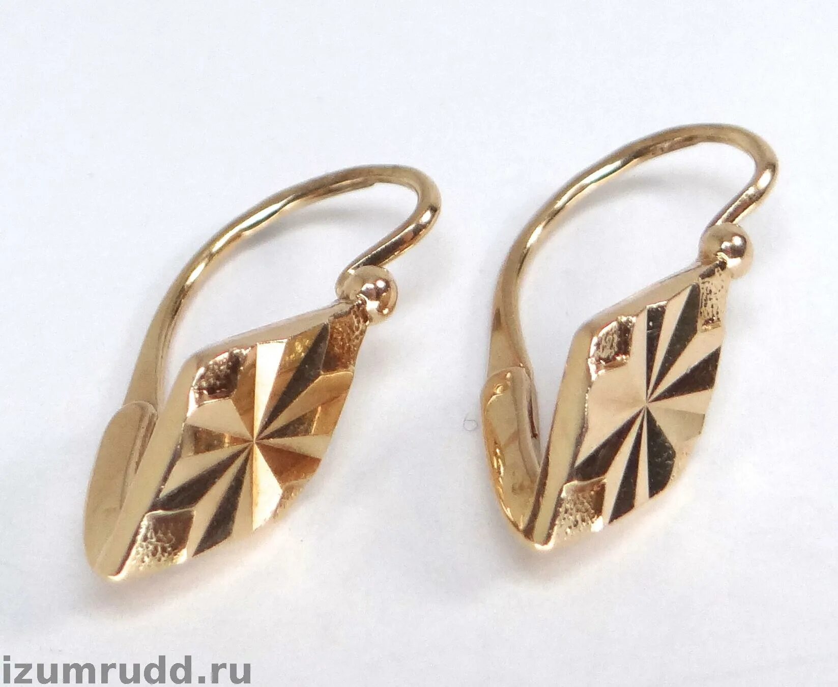 серьги золото ромбик