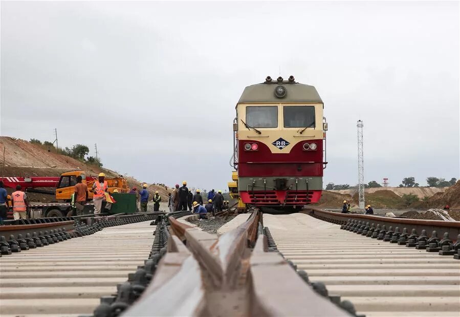 Железные дороги африки. Железная дорога Джибути Аддис Абеба. Железная дорога Аддис-Абеба Эфиопия Джибути. Железные дороги ЮАР. Поезда в Африке.