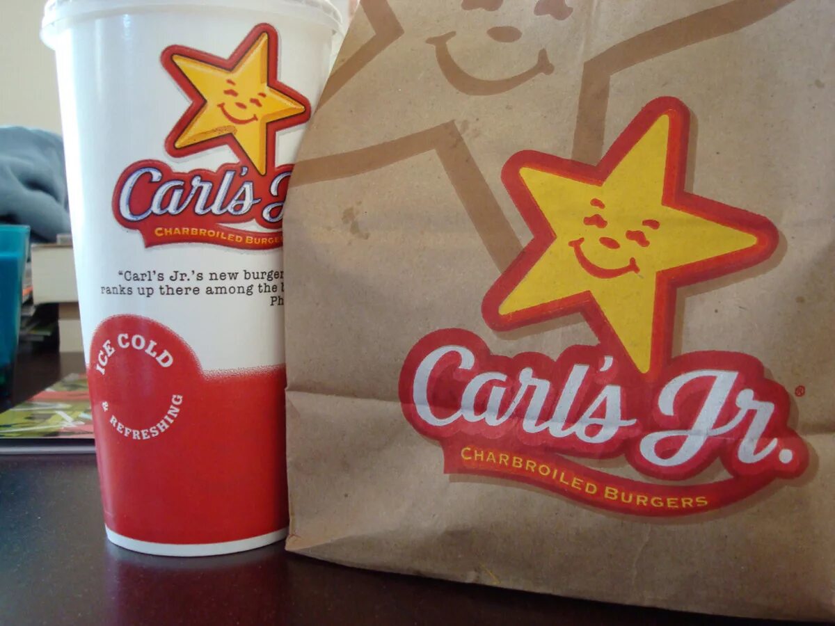 Carls junior санкт петербург. Карлс джуниор. carls junior звезда. carl&#039;s jr новосибирск.