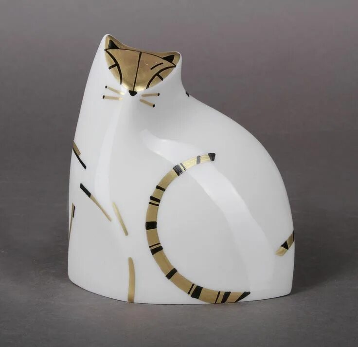 2 в форме кошки. Необычные диванные подушки. Button cat. 2 в форме кошки. Кольцо с кошачьей мордой.