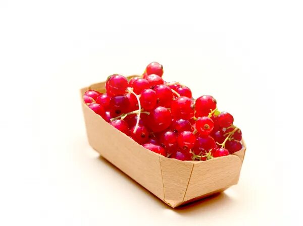 Сокол для ягодки. Упаковка для ягод. Экологичная упаковка для ягод. Упаковка для ягод пластиковая сердце. Индивидуальная упаковка ягоды.