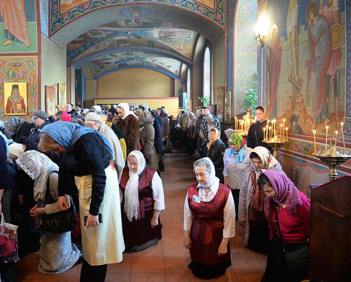 Каждое воскресенье в церкви