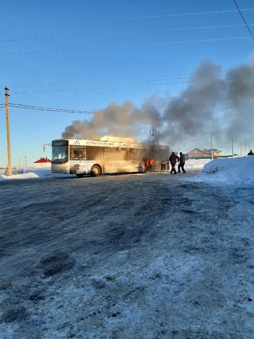 Во Владимире загорелся автобус. Автобус Красноярск пожар.