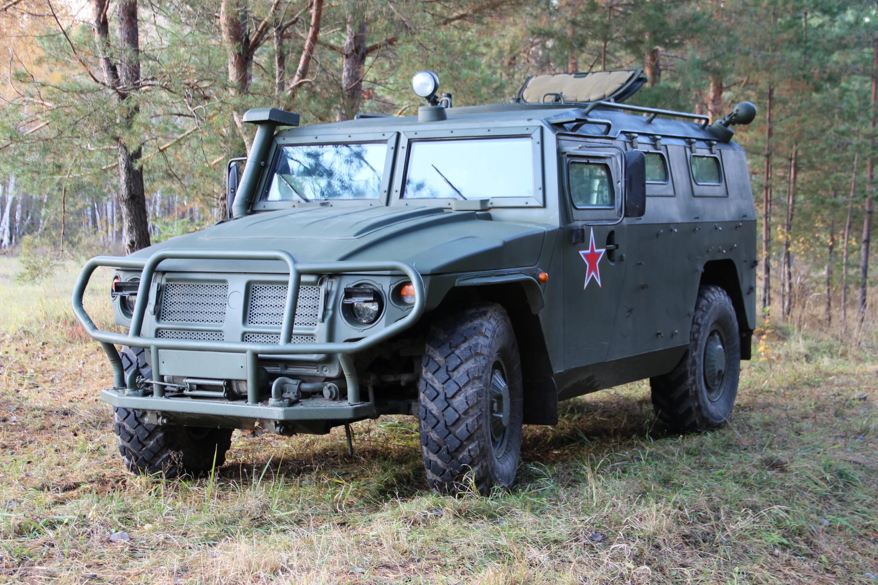 Военные автомобили россии. Тигр бронеавтомобиль. ГАЗ 2330. Военный броневик тигр. Бронеавтомобиль «Лигер».