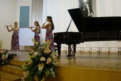 Детская школа искусств мравинского