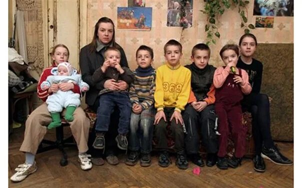 Многодетную семью никитиных