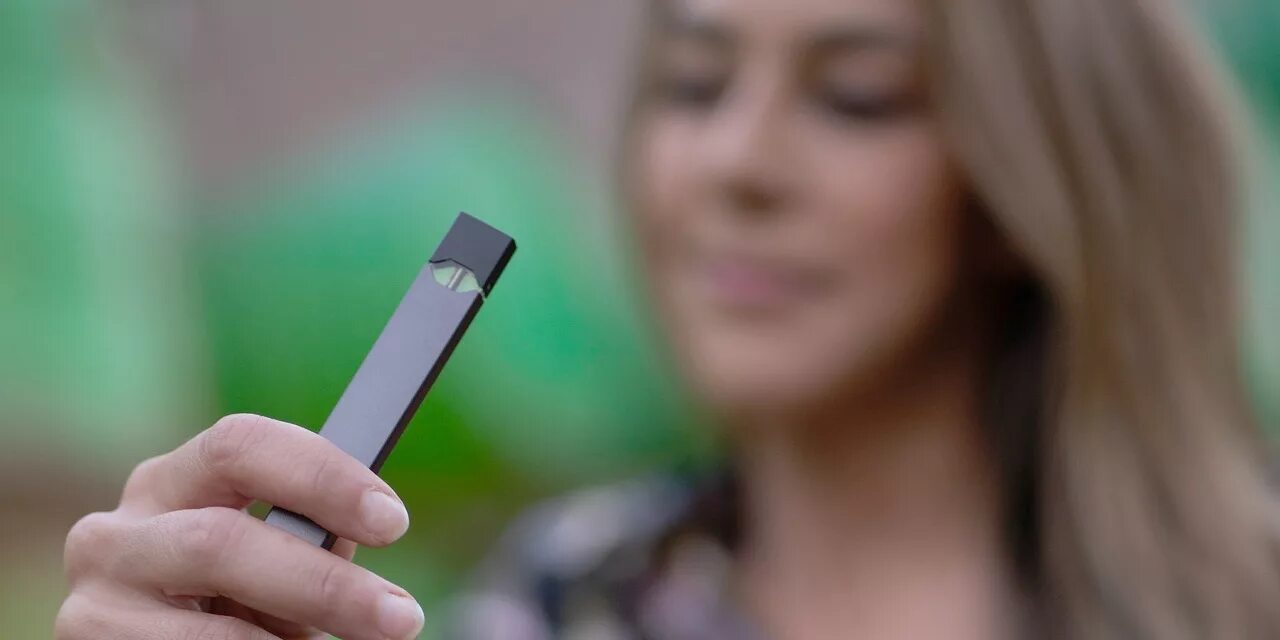 Juul-650. Подик джулл. Джул электронная сигарета картриджи. Джул. Джул.