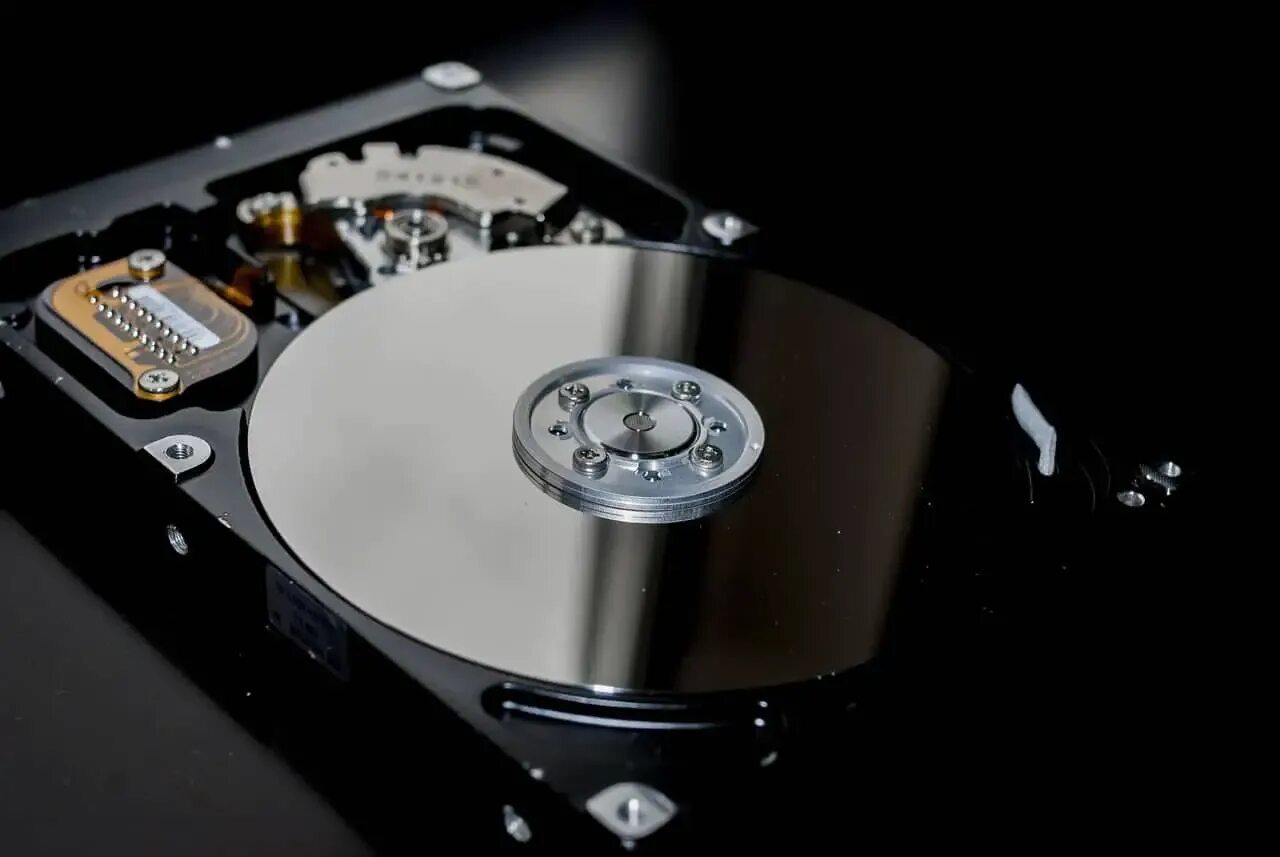 Покажи жесткий красивый. Жесткие диски – HDD (hard Disk Drive). FND 254 жесткий диск. "Жесткий диск" "jonsbo v8". Жесткий диск виндовс 10.