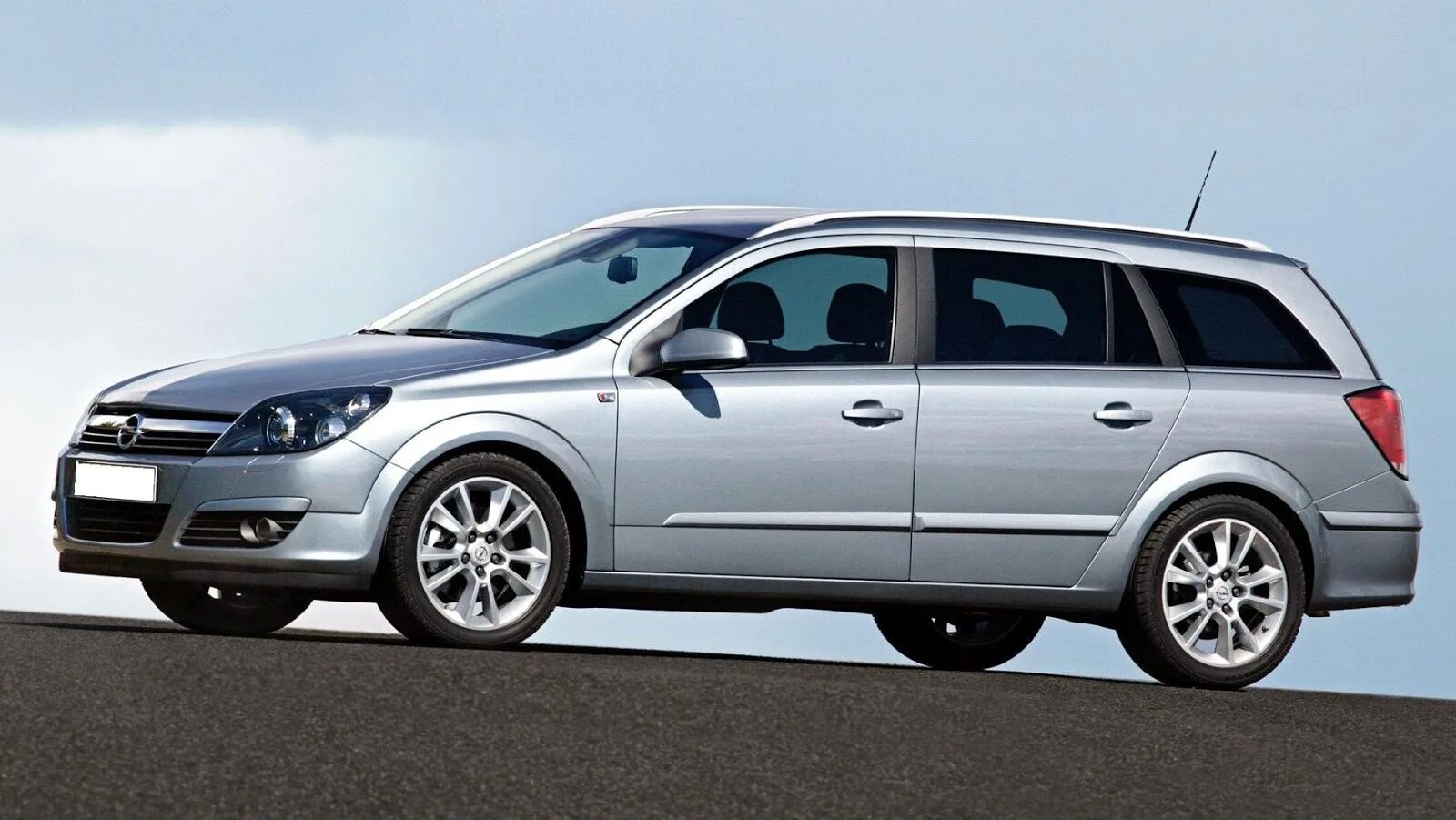 Astra caravan. Opel astra h caravan. opel astra h универсал.