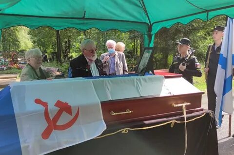 Похороны с почестями