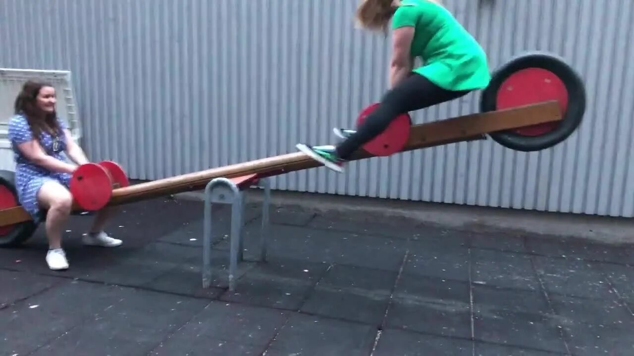 Игра maths 12 левел. Hit fail. Hit fail. Жирный на скейте. Уклоняйся события косметика.