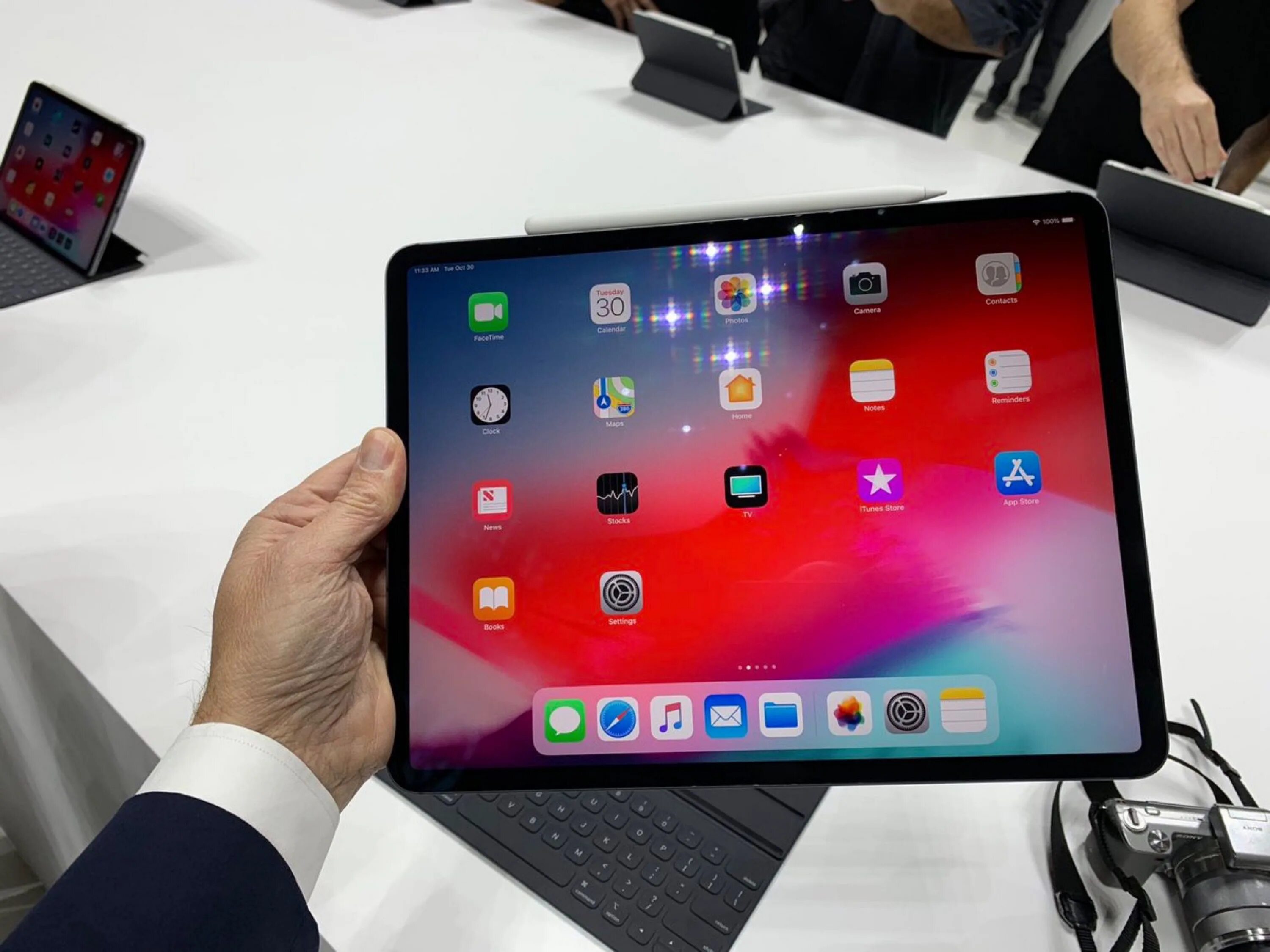 Айпад 2025 обзор. Apple ipad pro 2025. apple ipad pro 12.9 2025. ipad pro 11 2025. планшет apple ipad pro 11 2025.