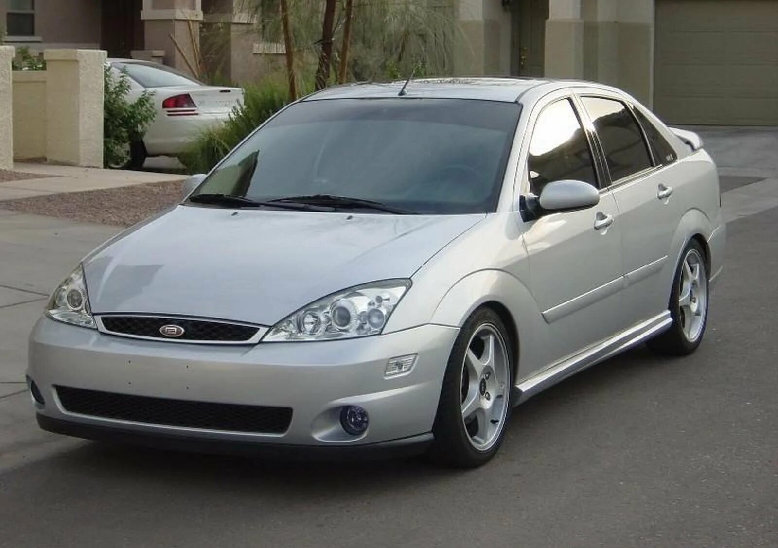 Форд фокус 1 седан. Форд фокус 1 американец универсал. Ford Focus 1 Tuning. Форд фокус 1 европеец. Купить фокус 1 москва