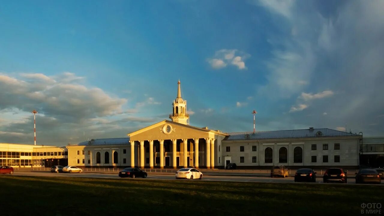 Станция аэропорт кольцово екатеринбург. Железнодорожная станция кольцово аэропорт. Схема стоянки аэропорта кольцово екатеринбург. Кольцово екатеринбург железнодорожный вокзал. Кольцово екатеринбург железнодорожный вокзал.