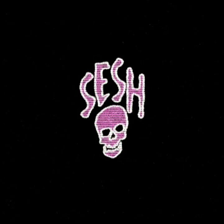 Sesh надпись. Bones sesh. Бонс рэпер. Sesh логотип. Team sesh.