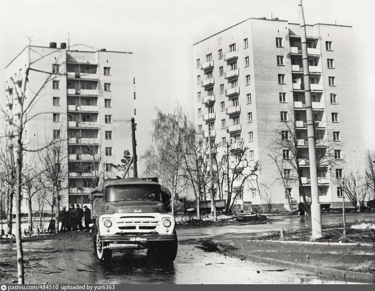 На стройке - Retro photos
