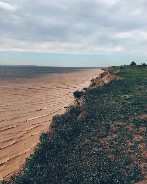 Село Ягодное Самарская область. Осень Ягодное Самарская область. Ягодное Самарская область турбаза пляж. Обрыв в селе Ягодное Самарская область