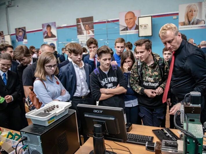 Лицей 2 мурманск. Сайт мурманского лицея. Мешкаускас мурманский политехнический лицей. Сайт мурманского лицея. Сайт мурманского лицея.