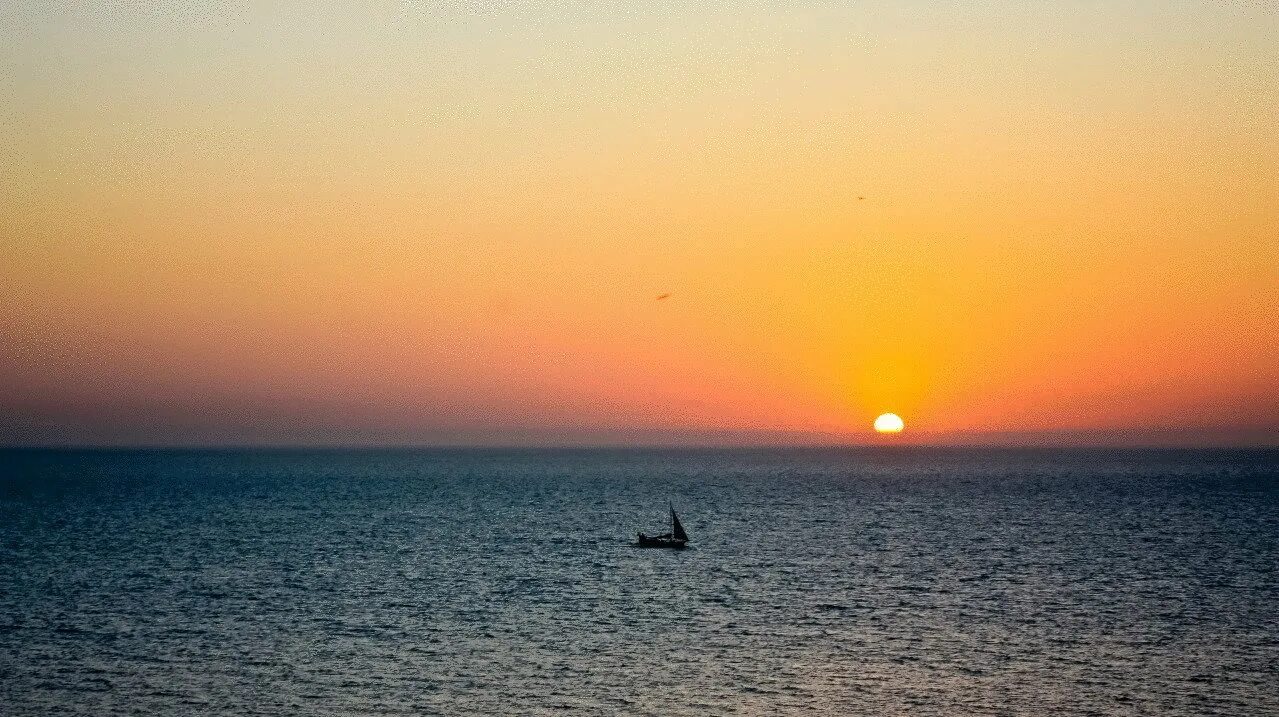 Время на черном море. Черное море. море в разное время суток. вид на черное море. черное море фото.
