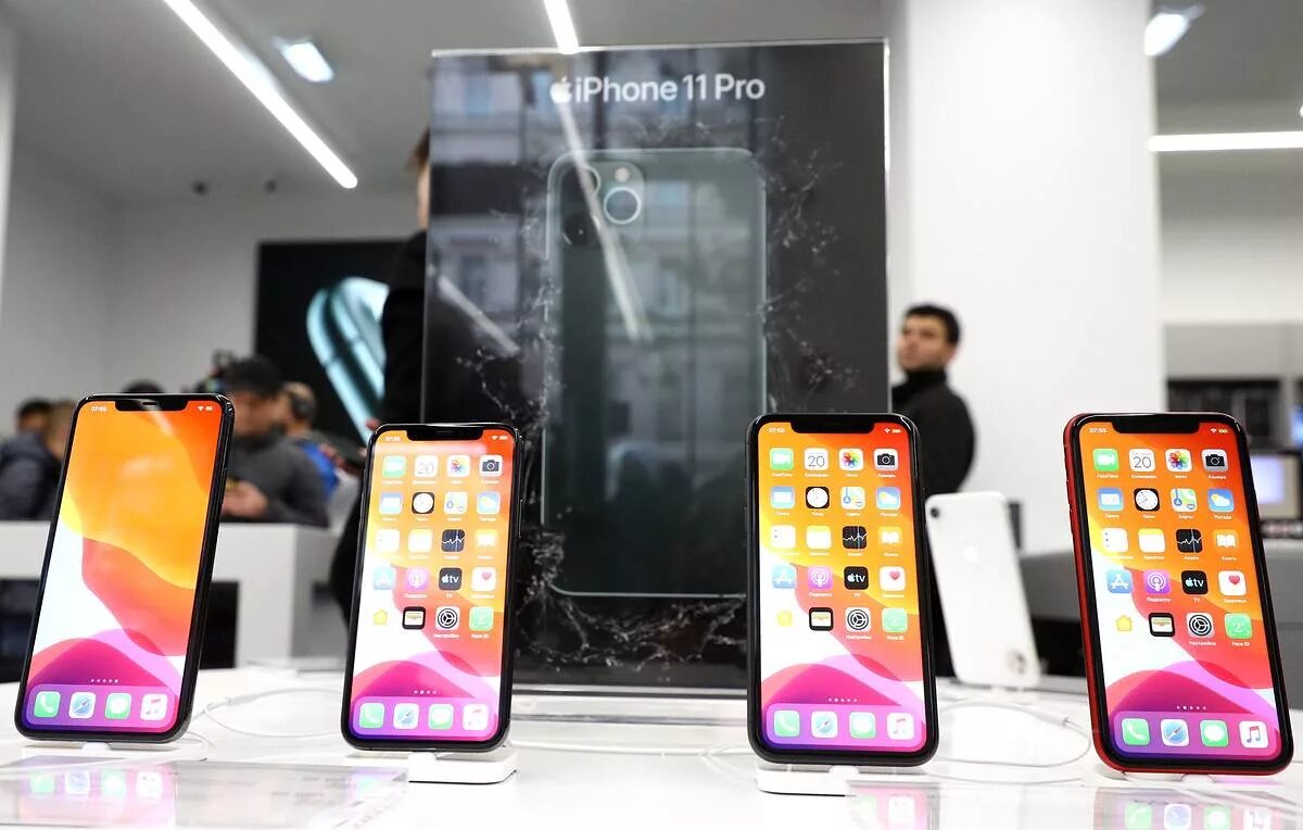 Iphone 11 Apple Store. Айфон 11 магазин Apple. Айфон 11 в магазинах эпл. Айфон 11 м видео.