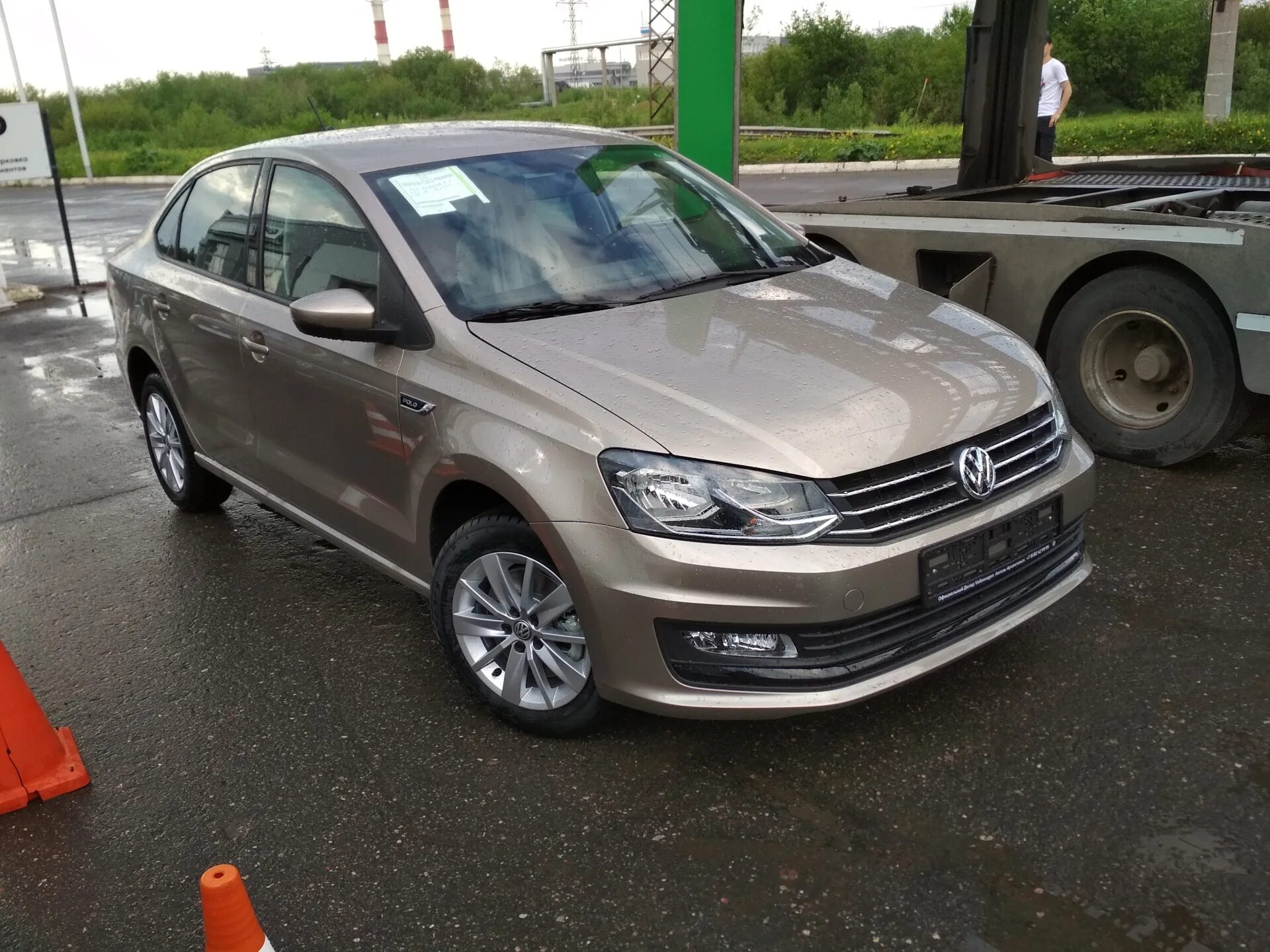 Volkswagen polo sedan 1. Фольксваген поло седан 2019 новый. Vw polo 2016 sedan 1. Поло 1. 6 110 л.