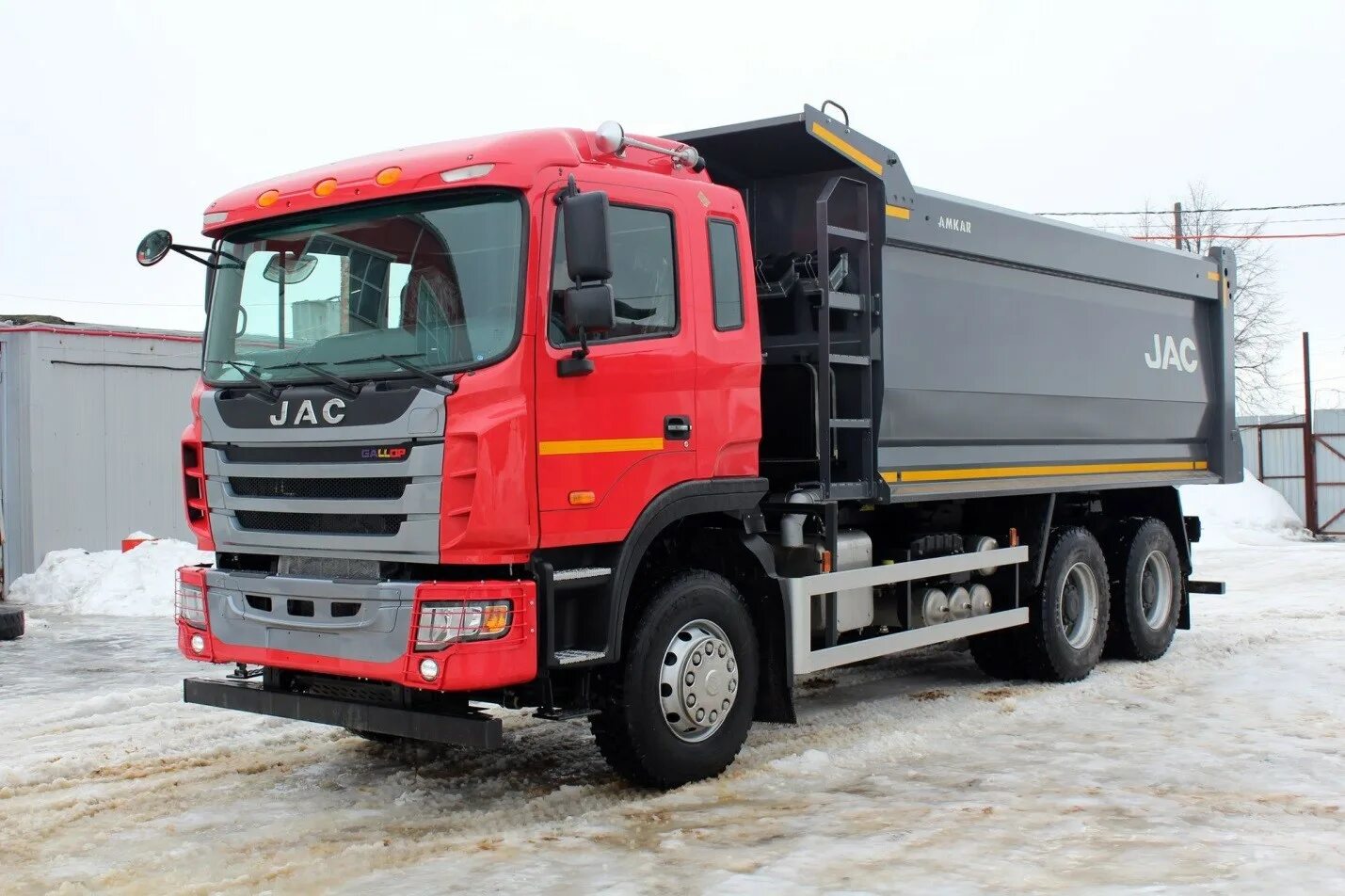 Самосвал обзор. Jac n350 самосвал. самосвал jac n350 6х4. самосвал jac n350 грузоподъемность. jac самосвал n520.