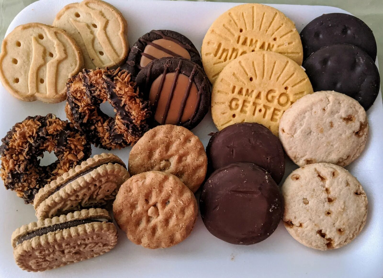 Read cookie. Герл Скаут кукис сорт. Girl Scout cookies сорт. Печенье тайм.