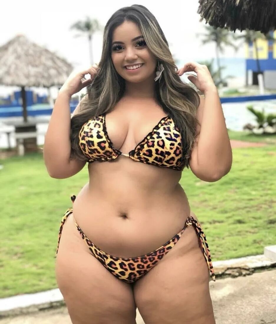 Fat thick girl. Linda чаби. чубби юнг. модель curvy thick. чабби-курви.
