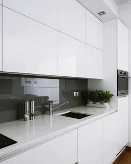 Белая кухня фартук какого цвета