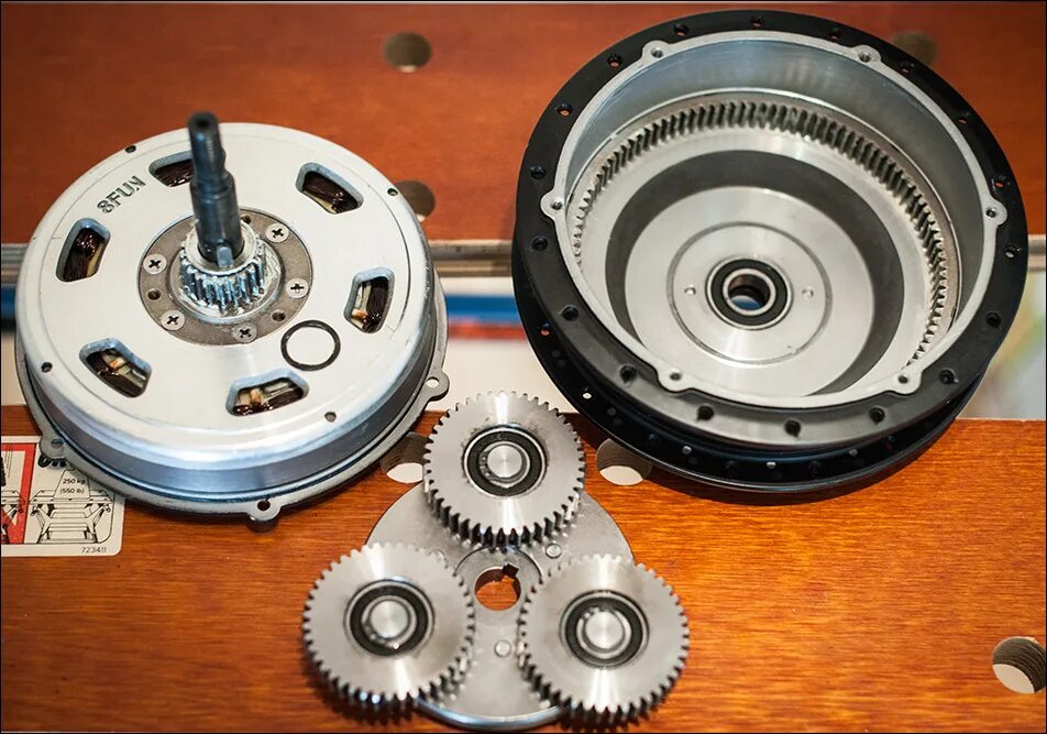 Колесо редуктора. Планетарный редуктор 750w электровелосипеда. Мотор колесо y02-2101. Колесо редуктора zxq-13. Обгонная муфта мотор колеса.