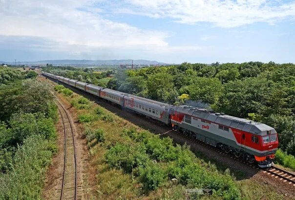 Железная дорога анапа. Анапа железная дорога. Анапа поезд РЖД. Анапа РЖД. Поезд на Юг.