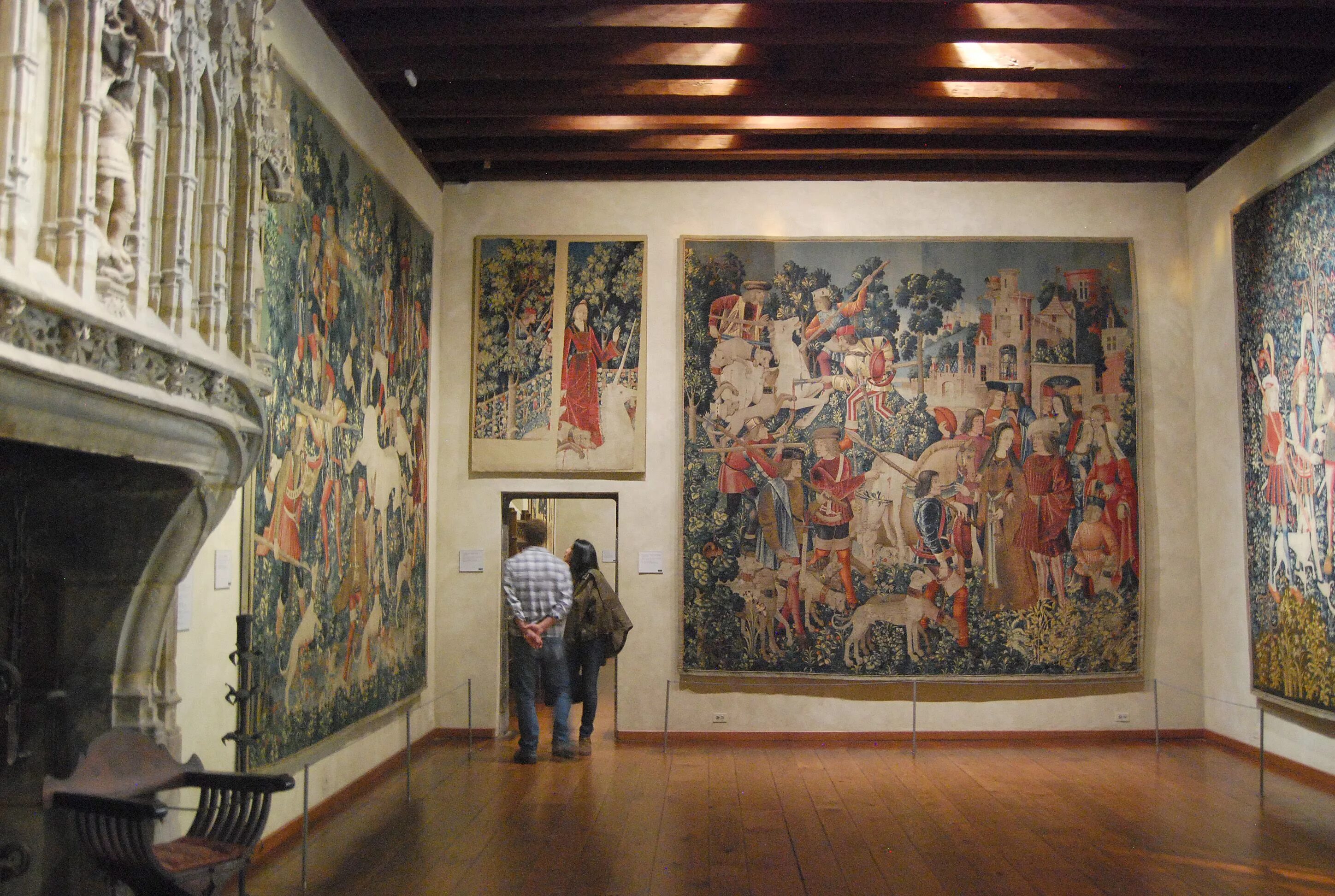 We went to the museum. We went to the museum. Dinosaur museum диалог по английскому. музей естествознания в нью-йорке. метрополитен музей картинная галерея.