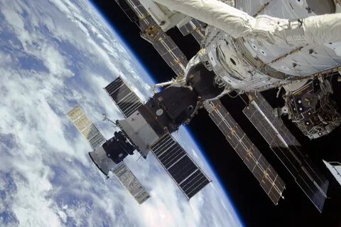 Современная космическая станция 1 класс
