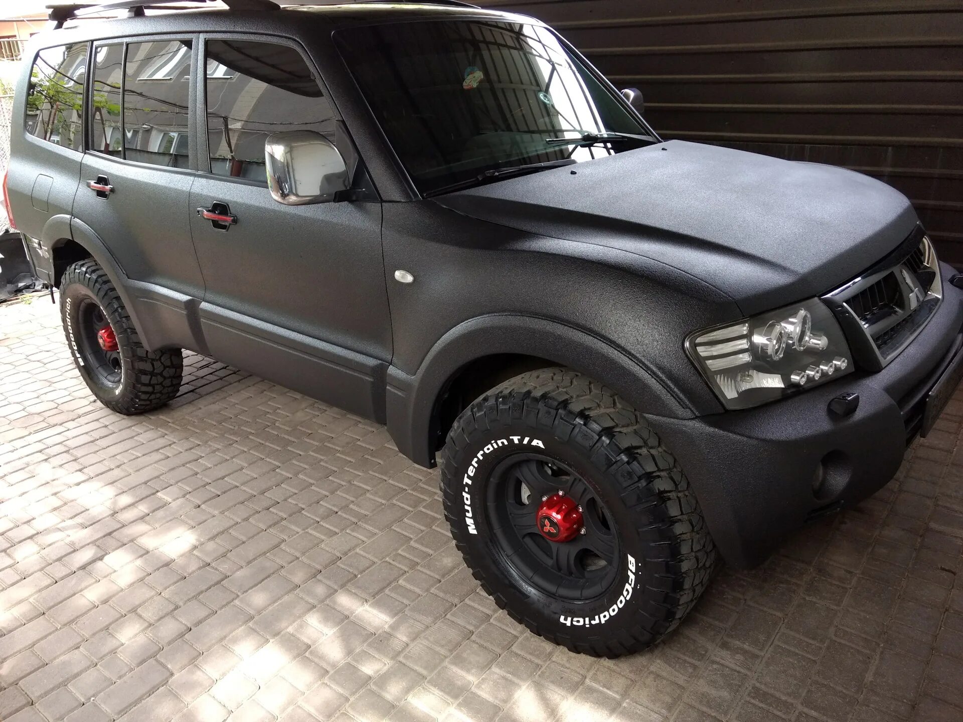 Mitsubishi Pajero 3 Tuning. Mitsubishi Pajero 3 Door Tuning. Pajero 3.5. Митсубиси Паджеро 3,5л. Тюнинг паджеро купить