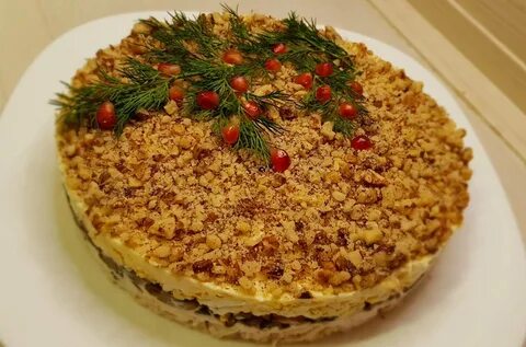 Салаты на новый год с орехами